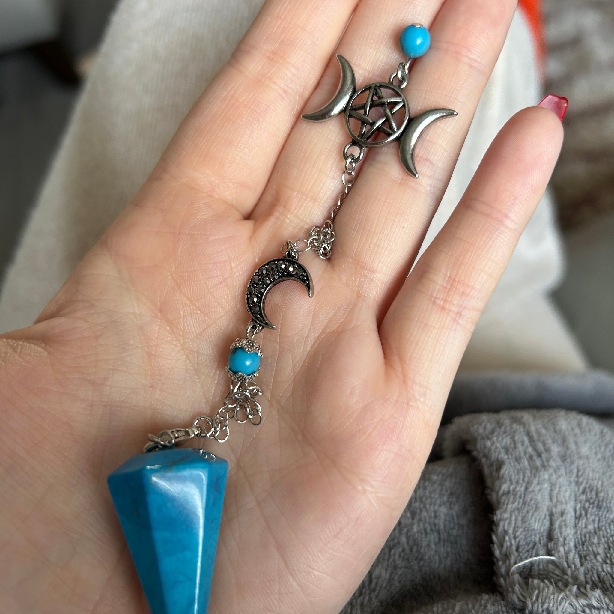 Blue Howlite Triple Moon | Pendulum - Midnight Maker